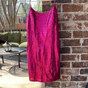 Lulus sequined short dress size medium worn one time fuschia pink